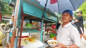 Dari Gerobak ke Gourmet: Sejarah Panjang dan Transformasi Street Food
