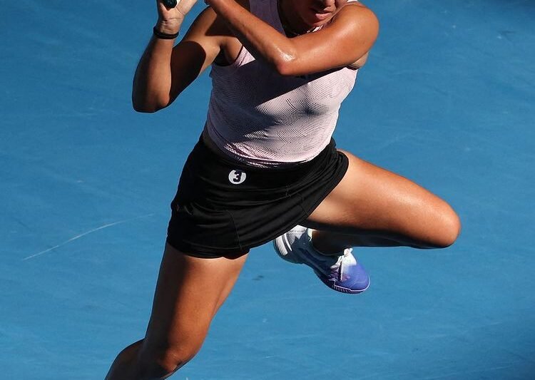 Mengukir Sejarah: Daftar Atlet Tenis Wanita Terbaik Sepanjang Masa