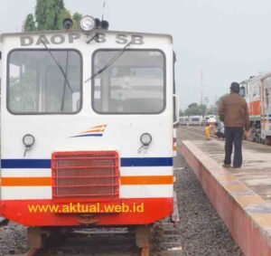 Revolusi Kereta Api Indonesia: Antara Modernisasi, Tantangan, dan Harapan Baru