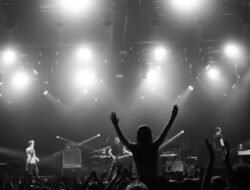 Ledakan Euforia di Panggung: Mengupas Fenomena Konser Musik di Era Digital
